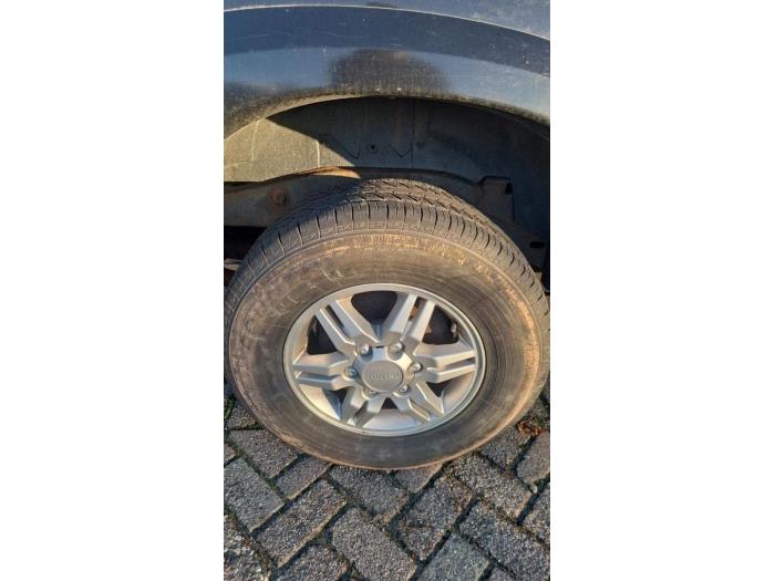 Isuzu D-Max 3.0 D 4x4 Skrotfordon (2011, ZWART)