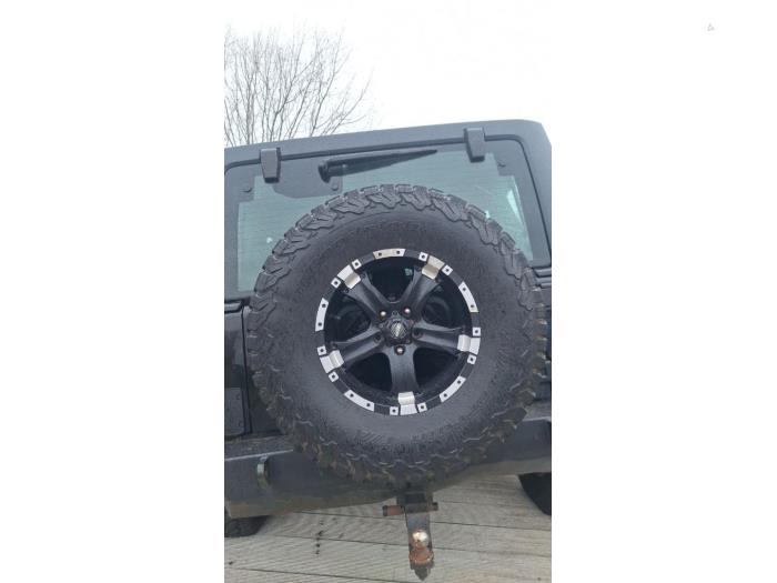 Jeep Wrangler 3.6 V6 24V Skrotfordon (2016, ZWART)