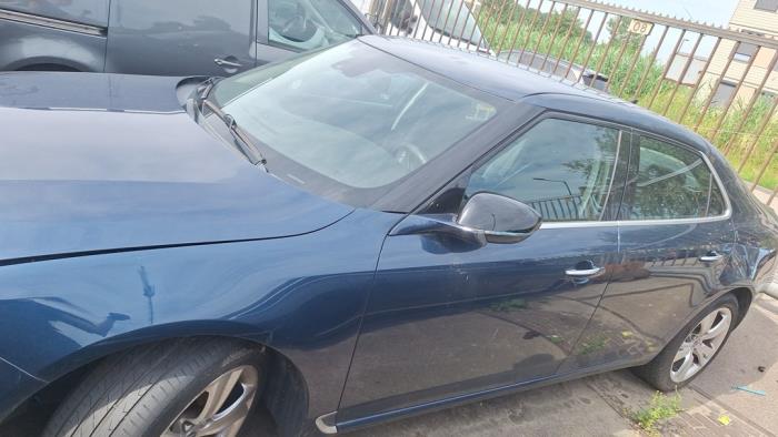 Saab 9-5 2.0 TiD 16V Épave (2010, Bleu)