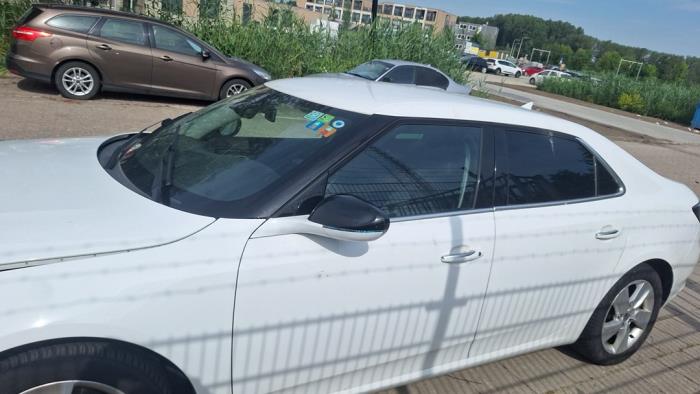 Saab 9-5 2.0 TiD 16V Samochód złomowany (2011, Bialy)