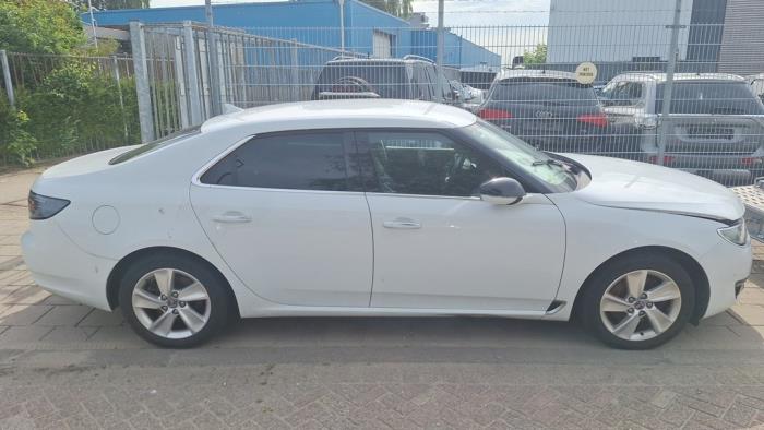 Saab 9-5 2.0 TiD 16V Samochód złomowany (2011, Bialy)