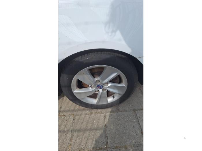 Saab 9-5 2.0 TiD 16V Samochód złomowany (2011, Bialy)