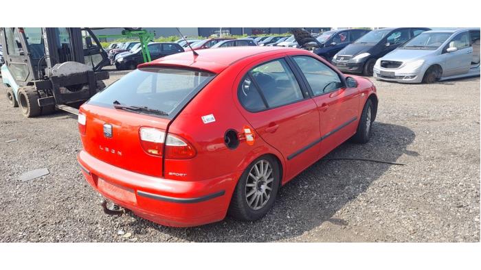Seat Leon 1.6 16V Vehículo de desguace (2004, Rojo)