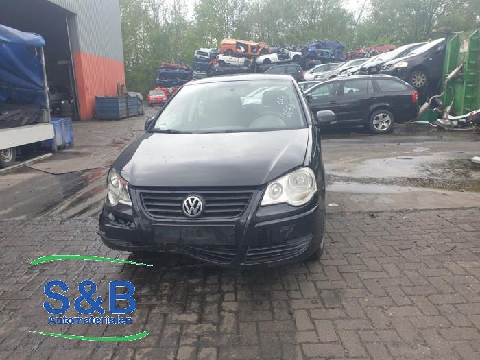 Volkswagen Polo IV 1.4 TDI 70 Vehículo de desguace (2007, Negro)