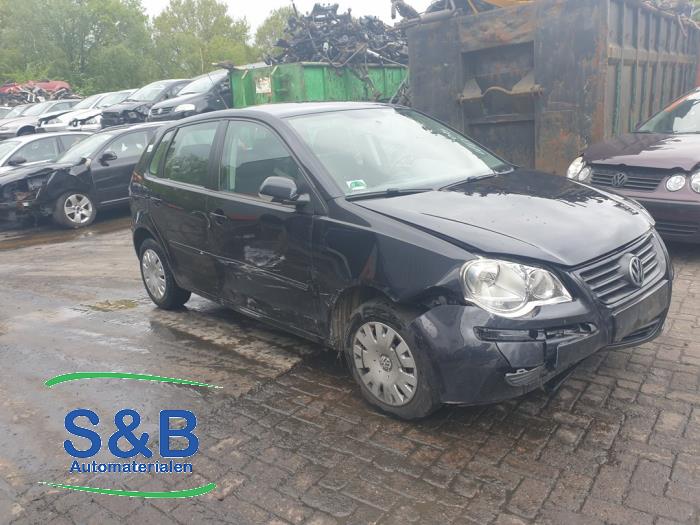 Volkswagen Polo IV 1.4 TDI 70 Vehículo de desguace (2007, Negro)
