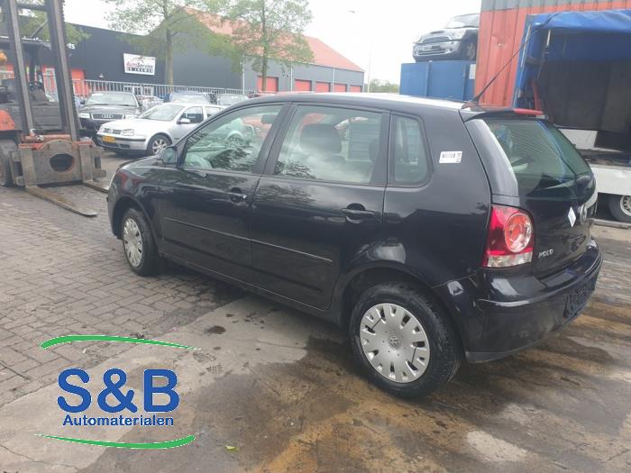 Volkswagen Polo IV 1.4 TDI 70 Vehículo de desguace (2007, Negro)
