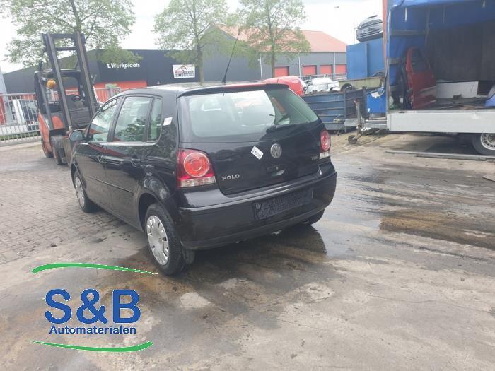 Volkswagen Polo IV 1.4 TDI 70 Vehículo de desguace (2007, Negro)