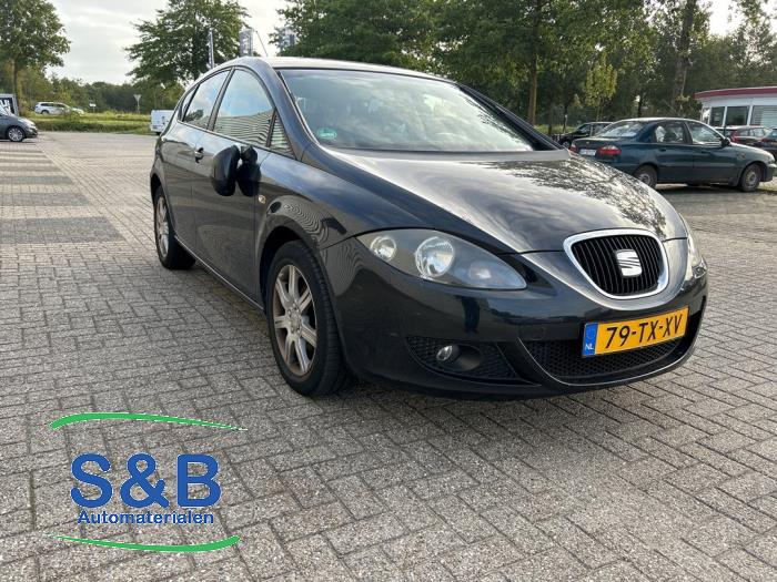 Seat Leon 1.6 Voiture accidentée (2007, Noir)