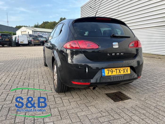 Seat Leon 1.6 Voiture accidentée (2007, Noir)