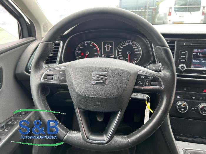 Seat Leon 1.2 TSI Ecomotive 16V Vehículo de desguace (2013, Gris)