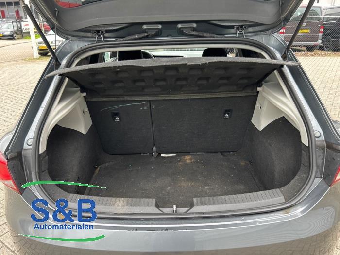 Seat Leon 1.2 TSI Ecomotive 16V Vehículo de desguace (2013, Gris)