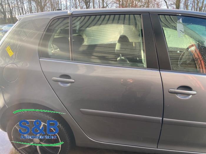 Volkswagen Golf V 1.4 TSI 122 16V Samochód złomowany (2008, Szary)