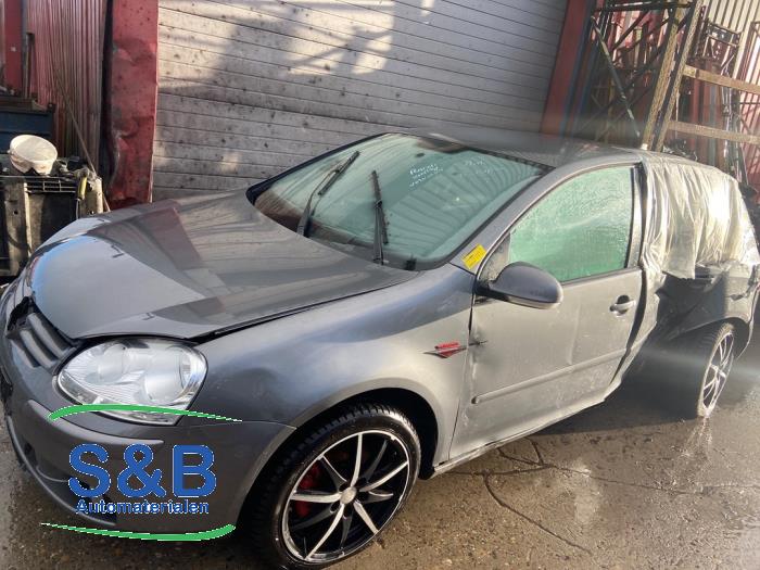 Volkswagen Golf V 1.4 TSI 122 16V Samochód złomowany (2008, Szary)