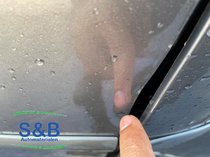 Volkswagen Golf V 1.6 FSI 16V Skrotfordon (2006, GRIJS)