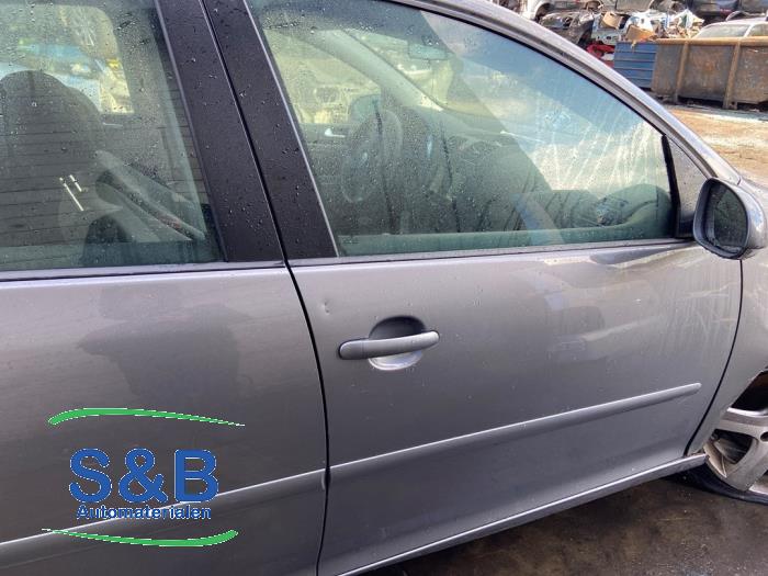 Volkswagen Golf V 1.6 FSI 16V Skrotfordon (2006, GRIJS)