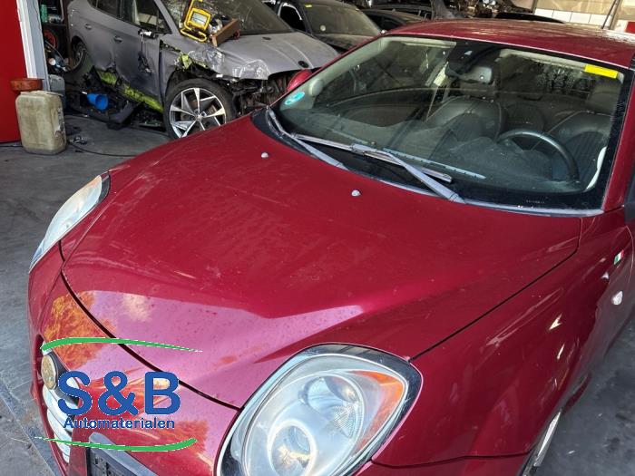 Alfa Romeo MiTo 1.3 JTDm 16V Eco Schrottauto (2012, Rot)