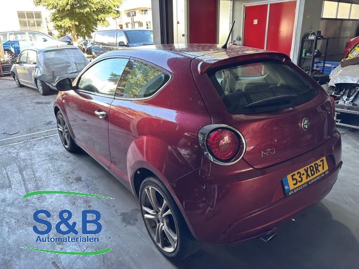 Alfa Romeo MiTo 1.3 JTDm 16V Eco Schrottauto (2012, Rot)