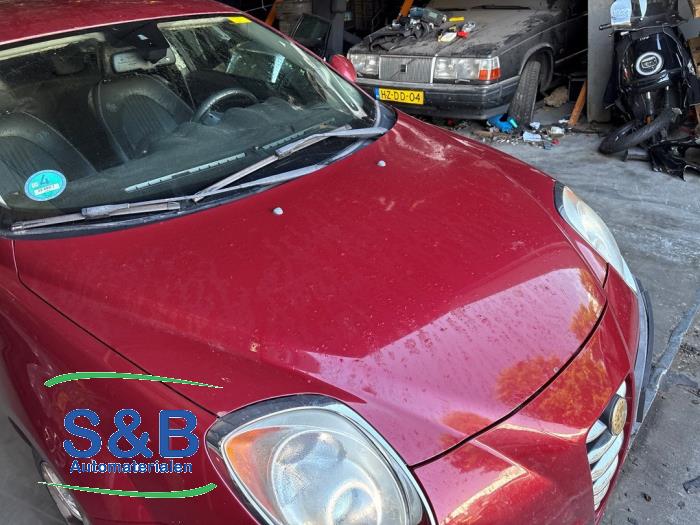 Alfa Romeo MiTo 1.3 JTDm 16V Eco Schrottauto (2012, Rot)