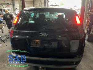 Ford Focus 2 Wagon 1.6 16V Vehículo de desguace (2007, Negro)