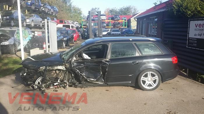 Audi A4 Avant 8ed 20 Tdi Schrott Baujahr 2007 Farbe Metallic