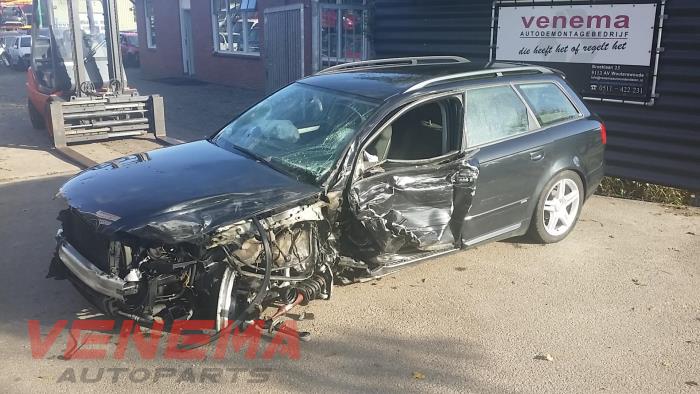 Audi A4 Avant 8ed 20 Tdi Schrott Baujahr 2007 Farbe Metallic