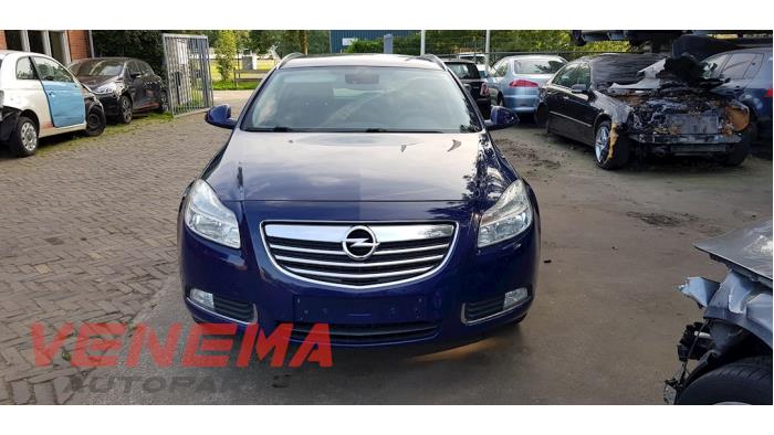 Opel Insignia Sports Tourer 2.0 CDTI 16V 130 ecoFLEX Épave (2010, Bleu)