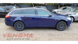 Opel Insignia Sports Tourer 2.0 CDTI 16V 130 ecoFLEX Épave (2010, Bleu)