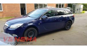 Opel Insignia Sports Tourer 2.0 CDTI 16V 130 ecoFLEX Épave (2010, Bleu)