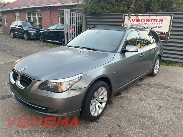 BMW 5 serie Touring 525xd 24V Schrottauto (2008, Metallic, Grau) ジェラピケ 福袋2024 B 抜き取りなし