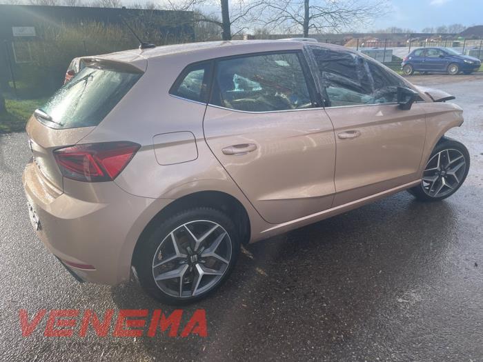 Seat Ibiza V 1.0 TSI 12V Salvage vehicle (2018, Metallic, Beige)