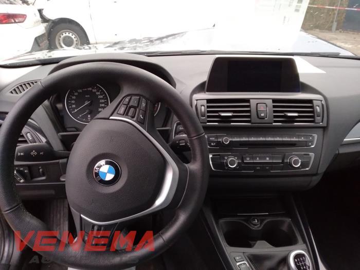 BMW 1 serie 116i 1.6 16V Vehículo de desguace (2013, Metálico, Gris)