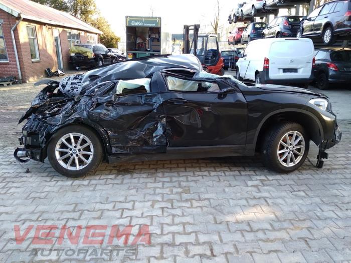 BMW X1 sDrive 18d 2.0 16V Épave (2020, Métallisé, Brun)