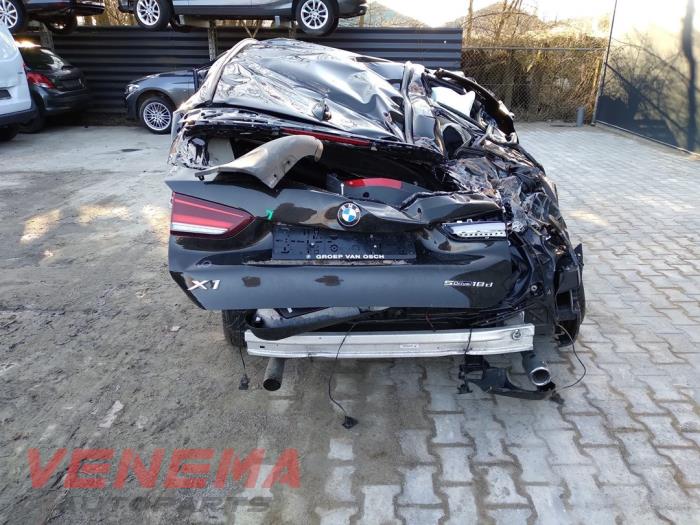 BMW X1 sDrive 18d 2.0 16V Épave (2020, Métallisé, Brun)