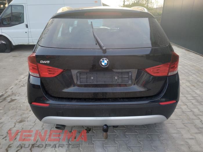 BMW X1 xDrive 18d 2.0 16V Salvage vehicle (2011, Metallic, Black)