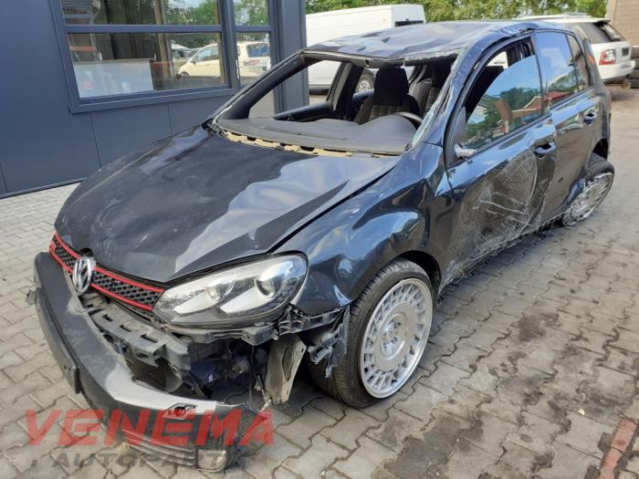 Volkswagen Golf VI 2.0 GTI 16V Schrottauto (2012, Metallic, Grau)