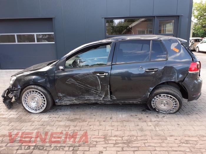 Volkswagen Golf VI 2.0 GTI 16V Schrottauto (2012, Metallic, Grau)
