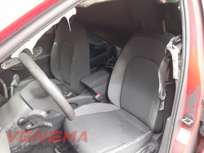Seat Ibiza V 1.0 TGI 12V Épave (2019, Rouge)