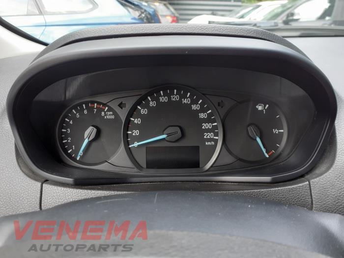 Ford Ka+ 1.2 Ti-VCT Épave (2018, Métallisé, Rouge)