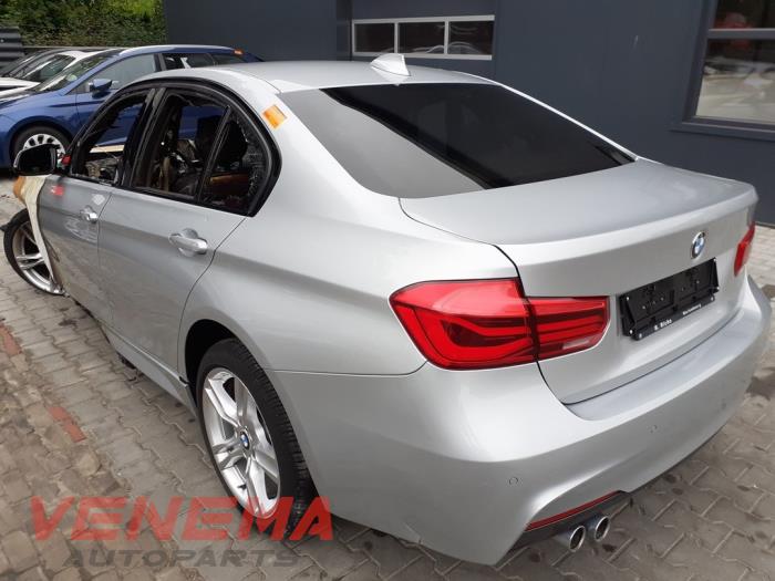 BMW 3 serie 320d xDrive 2.0 16V Salvage vehicle (2017, Metallic, Silver)
