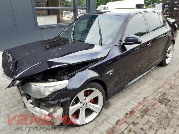 BMW 5 serie 530d 24V Schrottauto (2009, Schwarz) Venema Autoparts