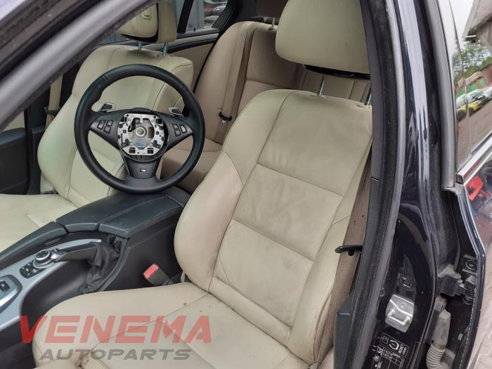 BMW 5 serie 530d 24V Schrottauto (2009, Schwarz) Venema Autoparts 