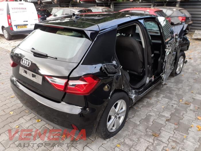 Audi A1 Sportback 1.0 25 TFSI 12V Vehículo de desguace (2020, Metálico, Negro)