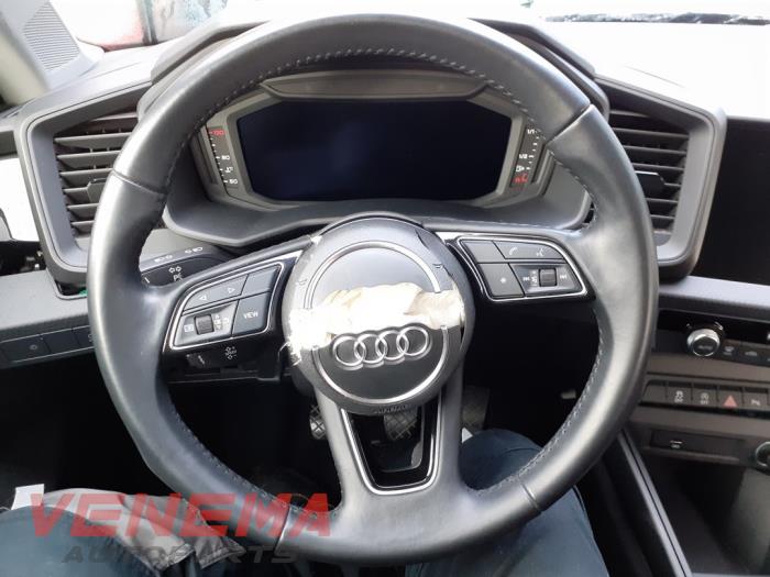 Audi A1 Sportback 1.0 25 TFSI 12V Vehículo de desguace (2020, Metálico, Negro)