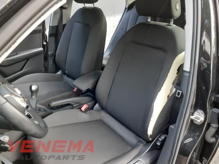 Audi A1 Sportback 1.0 25 TFSI 12V Vehículo de desguace (2020, Metálico, Negro)