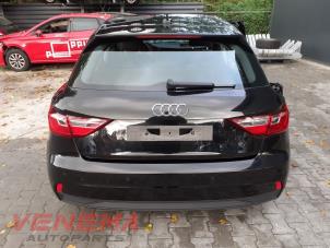 Audi A1 Sportback 1.0 25 TFSI 12V Vehículo de desguace (2020, Metálico, Negro)