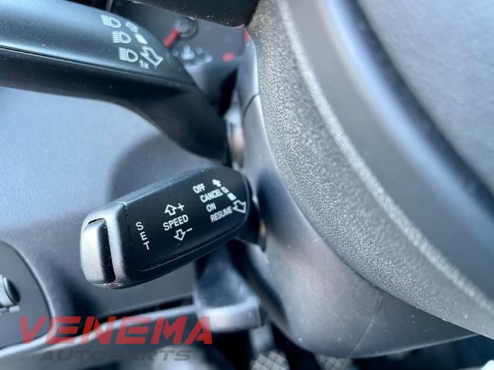 Audi A1 Sportback 1.6 TDI 16V Épave (2014, Métallisé, Noir)