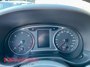 Audi A1 Sportback 1.6 TDI 16V Épave (2014, Métallisé, Noir)