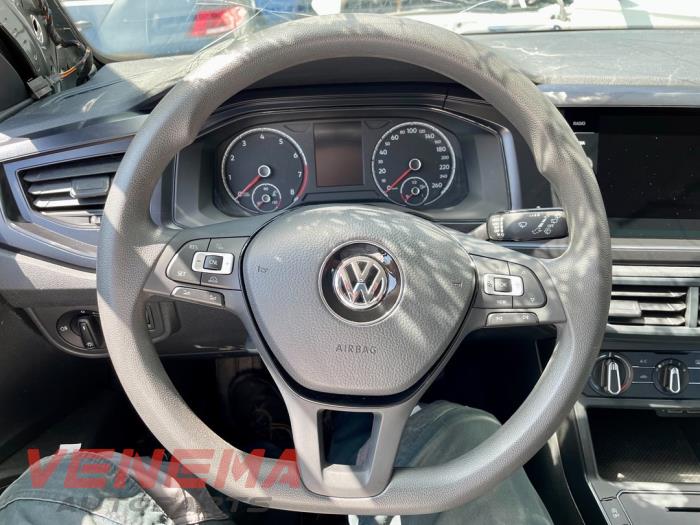 Volkswagen Polo VI 1.0 MPI 12V Épave (2021, Métallisé, Foncé, Gris souris, Gris)