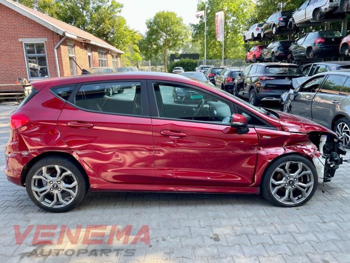 Ford Fiesta 7 1.0 EcoBoost 12V Samochód złomowany (2021, Metalik, Czerwony)