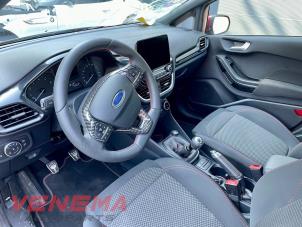 Ford Fiesta 7 1.0 EcoBoost 12V Samochód złomowany (2021, Metalik, Czerwony)